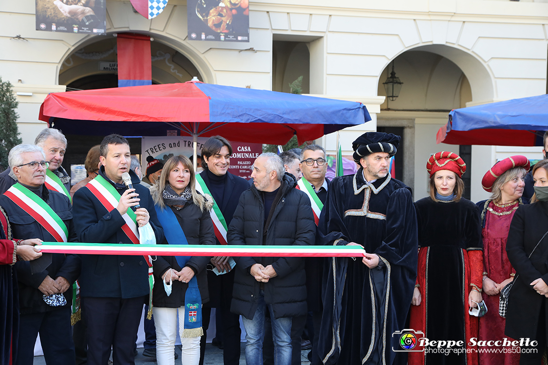 VBS_5744 - 10.ma Fiera Nazionale del Tartufo e Fiera dei Santi.jpg